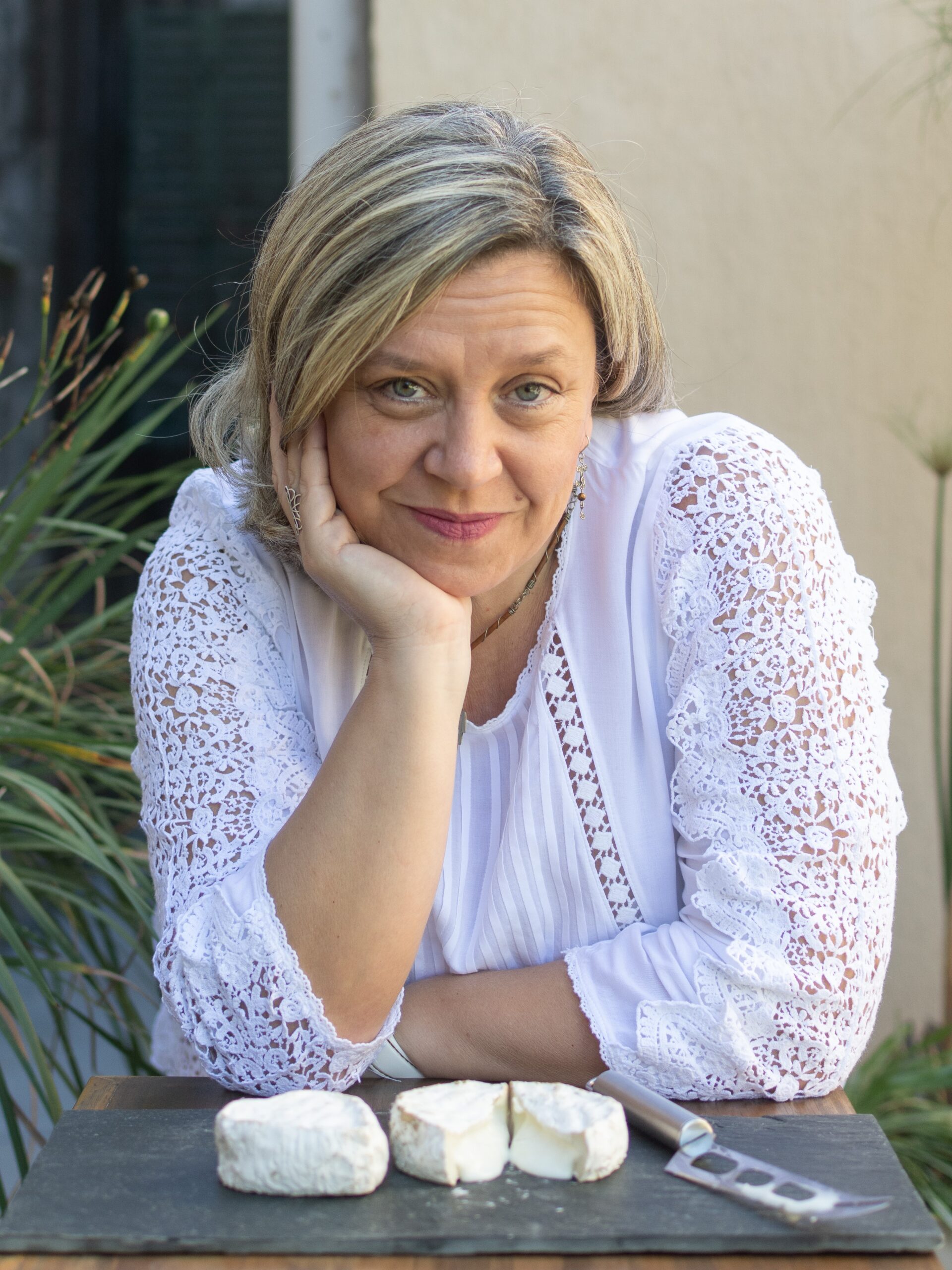 BEATRIZ COSTE